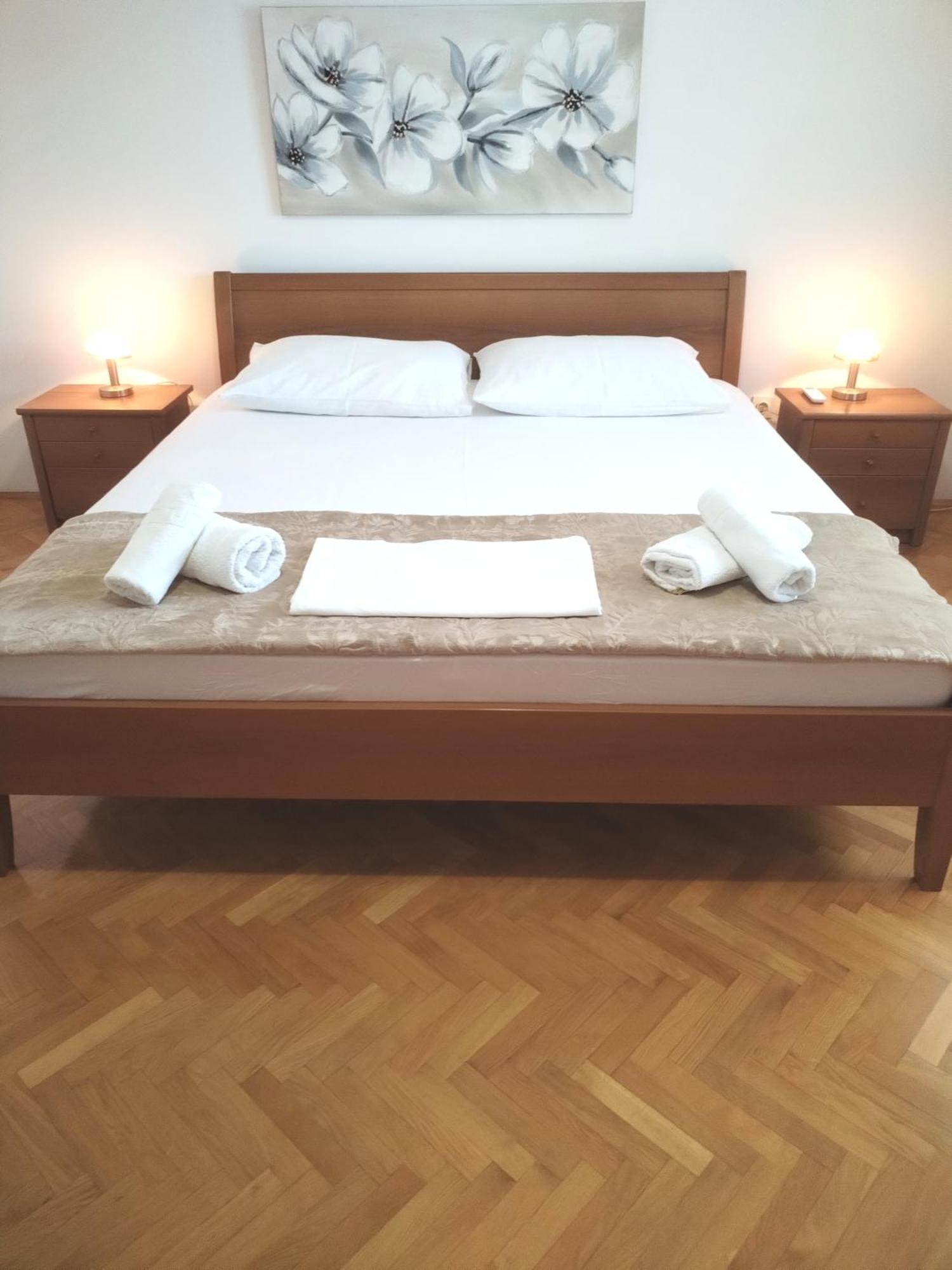 Apartments"Nika" With Private Pool Galovac  المظهر الخارجي الصورة